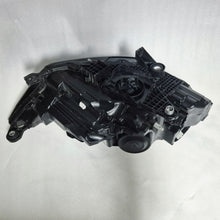 Laden Sie das Bild in den Galerie-Viewer, Frontscheinwerfer Audi A1 82A941033D Links Scheinwerfer Headlight SCH7220846223ra