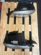 Laden Sie das Bild in den Galerie-Viewer, Frontscheinwerfer Man 81251016503 FALSE Scheinwerfer Headlight SCH3902885726af