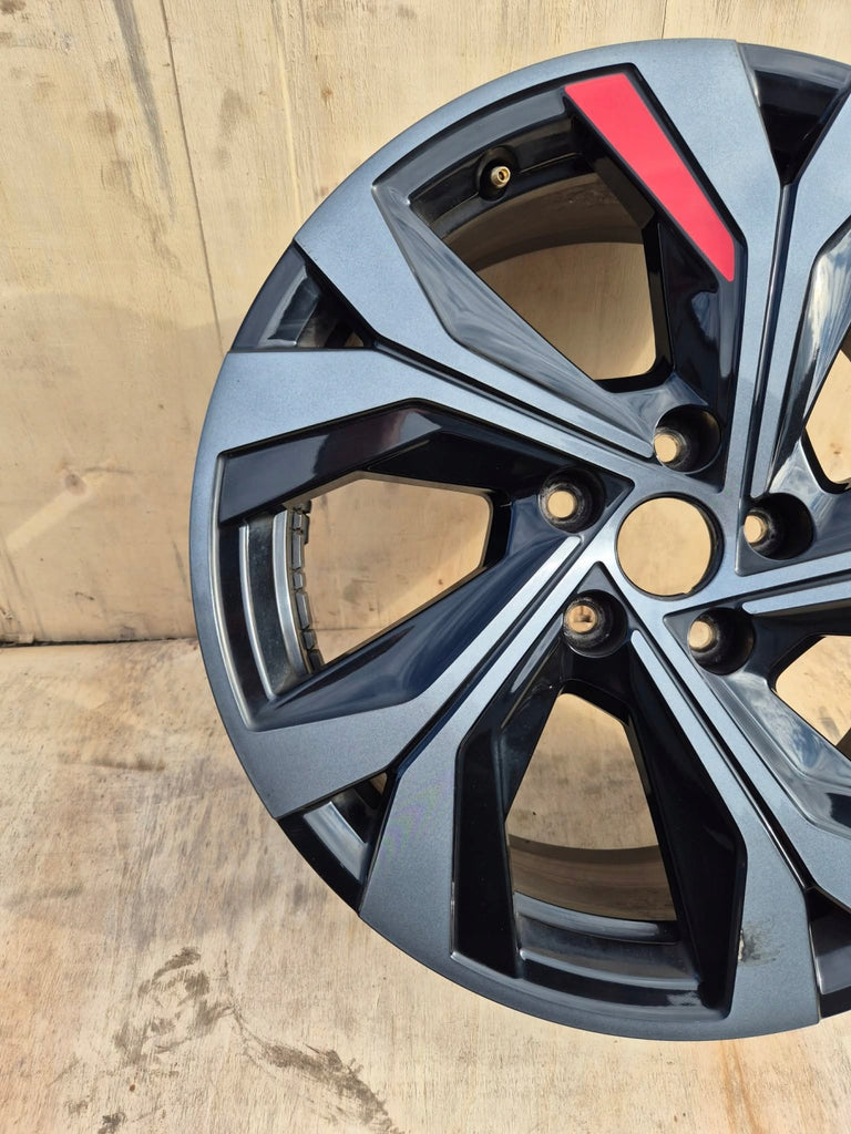 1x Alufelge 18 Zoll 7.0" 5x114.3 35ET 403009719R Renault E-Tech Arkana I FEL1578694774sg