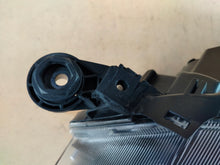 Laden Sie das Bild in den Galerie-Viewer, Frontscheinwerfer Seat Ibiza V 6F1941015A LED Links Scheinwerfer Headlight