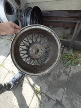 Laden Sie das Bild in den Galerie-Viewer, 1x Alufelge 16 Zoll 5x112 Glanz BMW E24 E23 E34 Rim Wheel FEL9972473599cp