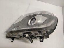 Laden Sie das Bild in den Galerie-Viewer, Frontscheinwerfer Mercedes-Benz Sprinter A9068206200 LED Links Headlight