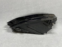 Laden Sie das Bild in den Galerie-Viewer, Frontscheinwerfer Audi A6 C7 4G0941033 LED Links Scheinwerfer Headlight