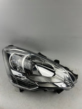 Laden Sie das Bild in den Galerie-Viewer, Frontscheinwerfer Citroën Berlingo 89318041 Rechts Scheinwerfer Headlight SCH8844307745hl