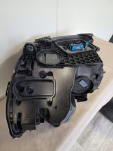 Laden Sie das Bild in den Galerie-Viewer, Frontscheinwerfer Mercedes-Benz W206 A2069068003 LED Rechts Headlight SCH1415079714ev