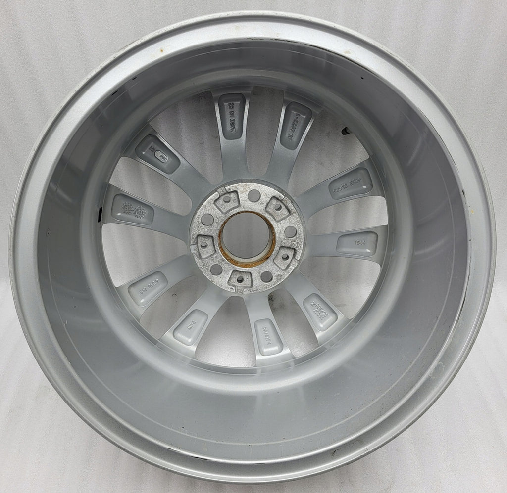 1x Alufelge 18 Zoll 9.0" 5x120 44ET Glanz Silber 6868498 BMW 5 F11 F10 F12 F13 FEL2068296919od