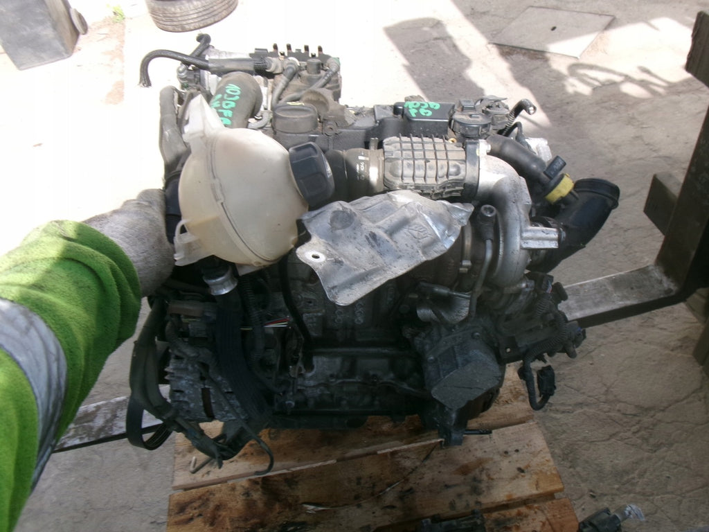 Motor Peugeot 308 II 10JBFB 9H05 1.6 EHDI 2014 Diesel Engine Komplett