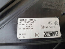 Laden Sie das Bild in den Galerie-Viewer, Frontscheinwerfer Skoda Karoq 57B941016A Links Scheinwerfer Headlight SCH5987685332ic
