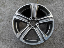 Laden Sie das Bild in den Galerie-Viewer, 1x Alufelge 18 Zoll 8.0&quot; 5x112 38ET A2534010700 Mercedes-Benz Glc Rim Wheel