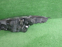 Load image into Gallery viewer, Frontscheinwerfer Toyota Yaris LED Rechts Scheinwerfer Headlight