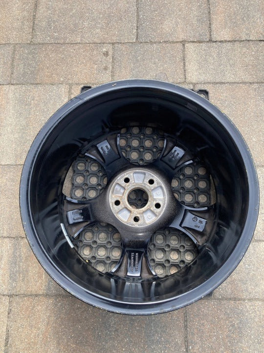 1x Alufelge 18 Zoll 5x112 1K0601025BA VW Golf V Rim Wheel FEL8720049632fu