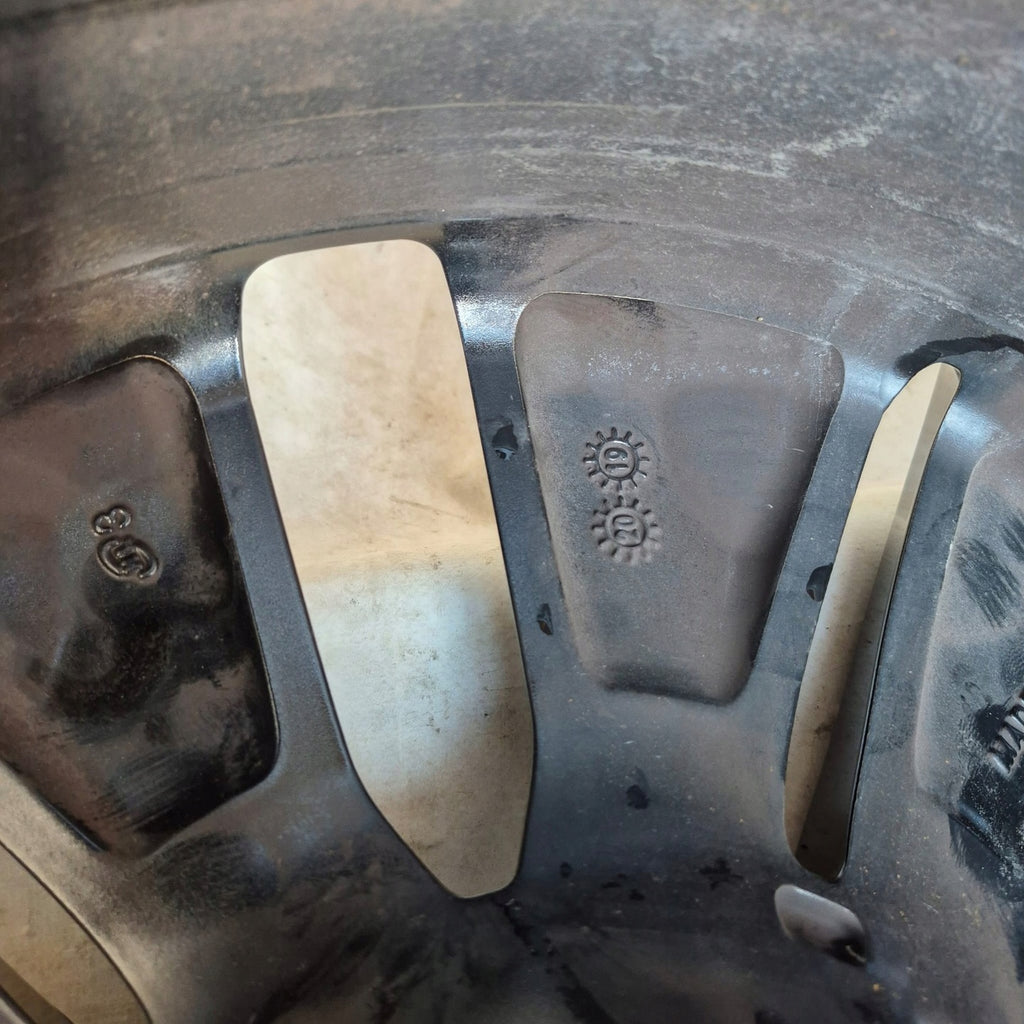 1x Alufelge 18 Zoll 8.0" 8X180 Zum Streichen A2574010700 Mercedes-Benz Cls