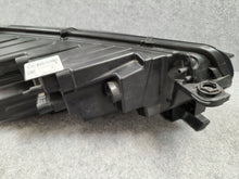 Load image into Gallery viewer, Frontscheinwerfer Skoda Octavia IV 5E4941015-SCZ LED Links Headlight SCH5937120004hk