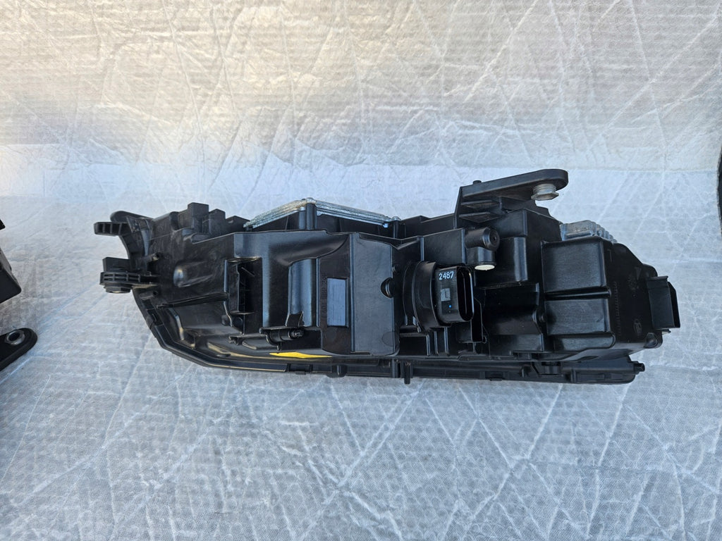 Frontscheinwerfer Skoda Octavia III Ein Satz Scheinwerfer Headlight SCH2106173448yf