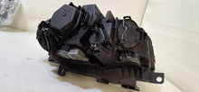 Load image into Gallery viewer, Frontscheinwerfer BMW X3 E83 3418425 Xenon Links Scheinwerfer Headlight SCH4139323864ov