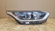 Laden Sie das Bild in den Galerie-Viewer, Frontscheinwerfer Kia Ceed J792111020 92102J7051 Rechts Scheinwerfer Headlight