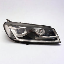 Laden Sie das Bild in den Galerie-Viewer, Frontscheinwerfer VW Touareg 7P1941034A Xenon Rechts Scheinwerfer Headlight