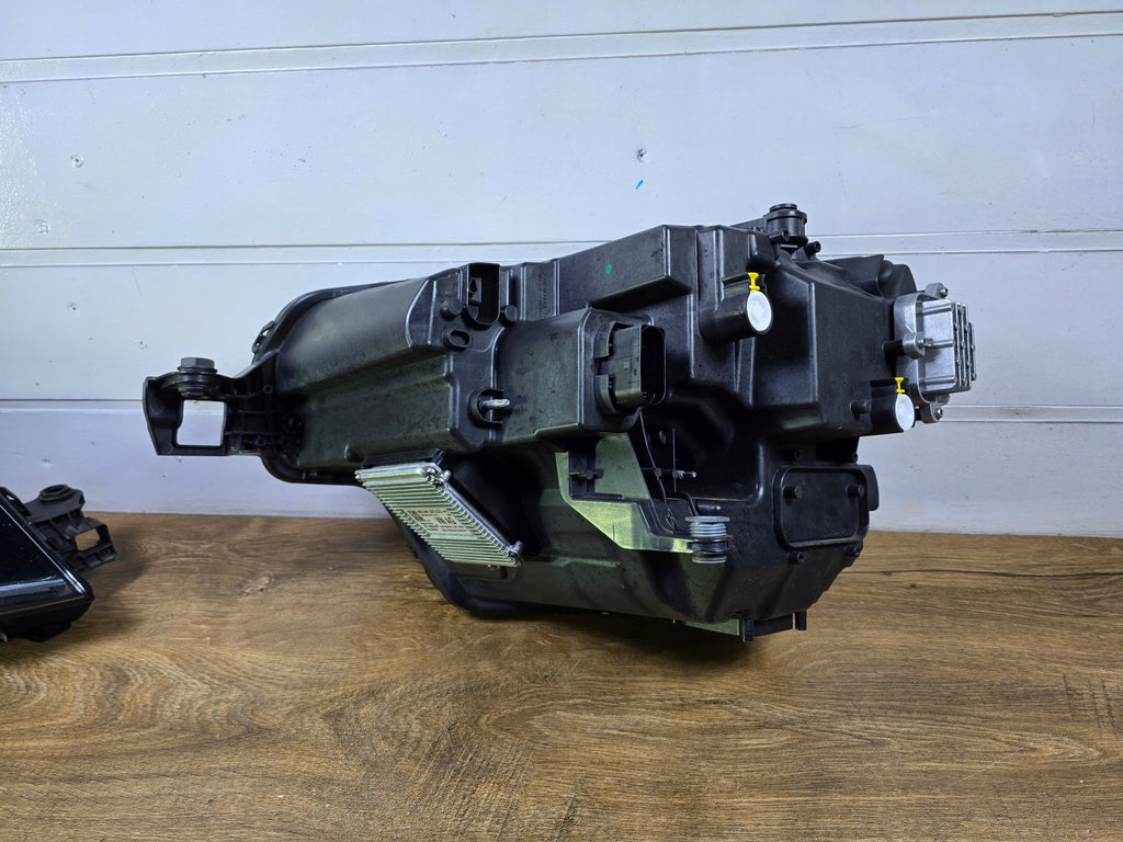 Frontscheinwerfer Skoda Karoq 57B941036B Rechts Scheinwerfer Headlight SCH7252269535ly