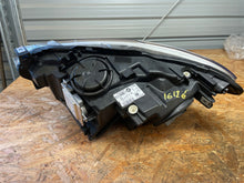 Laden Sie das Bild in den Galerie-Viewer, Frontscheinwerfer BMW F21 F20 7229678 Xenon Rechts Scheinwerfer Headlight