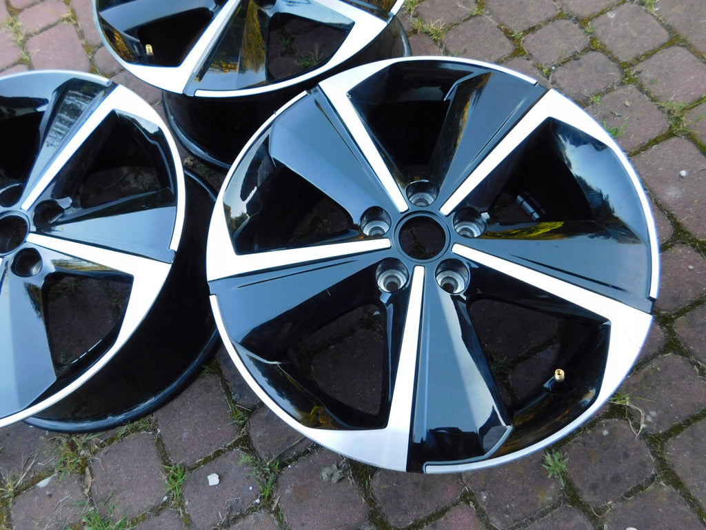 1x Alufelge 17 Zoll 7.5" 5x108 44ET Glanz Silber 9847065380 Opel Astra L 308 I FEL4095966422no