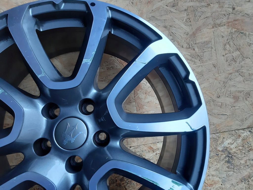 1x Alufelge 19 Zoll 8.5" 5x114.3 670044699 Maserati Levante Rim Wheel