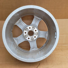 Laden Sie das Bild in den Galerie-Viewer, 1x Alufelge 17 Zoll 6.5" 5x112 83A601025AL Audi Q3 Rim Wheel FEL1028414157ae