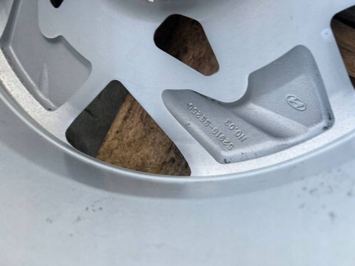 1x Alufelge 17 Zoll 52910BE250 Hyundai Kona Rim Wheel FEL1819065103io