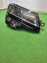 Laden Sie das Bild in den Galerie-Viewer, Frontscheinwerfer Skoda Karoq 57B941016D LED Rechts Scheinwerfer Headlight SCH5115475602hg