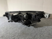 Laden Sie das Bild in den Galerie-Viewer, Frontscheinwerfer Skoda Octavia IV 5E4941016 LED Rechts Scheinwerfer Headlight SCH9629631798mb