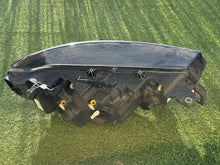 Laden Sie das Bild in den Galerie-Viewer, Frontscheinwerfer VW Id.4 11B941005A FALSE Scheinwerfer Headlight SCH9465558538bt
