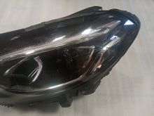 Laden Sie das Bild in den Galerie-Viewer, Frontscheinwerfer Mercedes-Benz W246 A2469065301 full LED Links Headlight