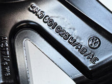 Load image into Gallery viewer, 1x Alufelge 18 Zoll 7.5&quot; 5x112 51ET 5H0601025M VW Golf Viii Rim Wheel
