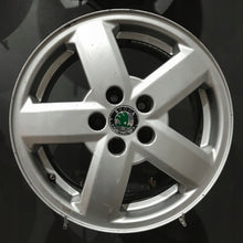 Load image into Gallery viewer, 4x Alufelge 15 Zoll 6.0" 5x100 38ET 1U0601025H Skoda Rapid Rim Wheel FEL5708887715xl