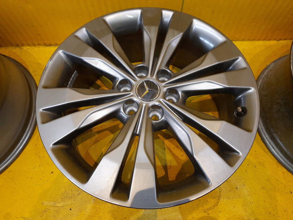4x Alufelge 18 Zoll 7.5" 6x114.3 50ET N838015 Mercedes-Benz Rim Wheel FEL4090910465vw
