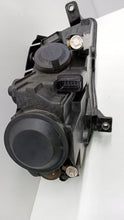 Load image into Gallery viewer, Frontscheinwerfer VW Passat 3C0941005AB 3C0941006AB Rechts oder Links SCH2936884932ti