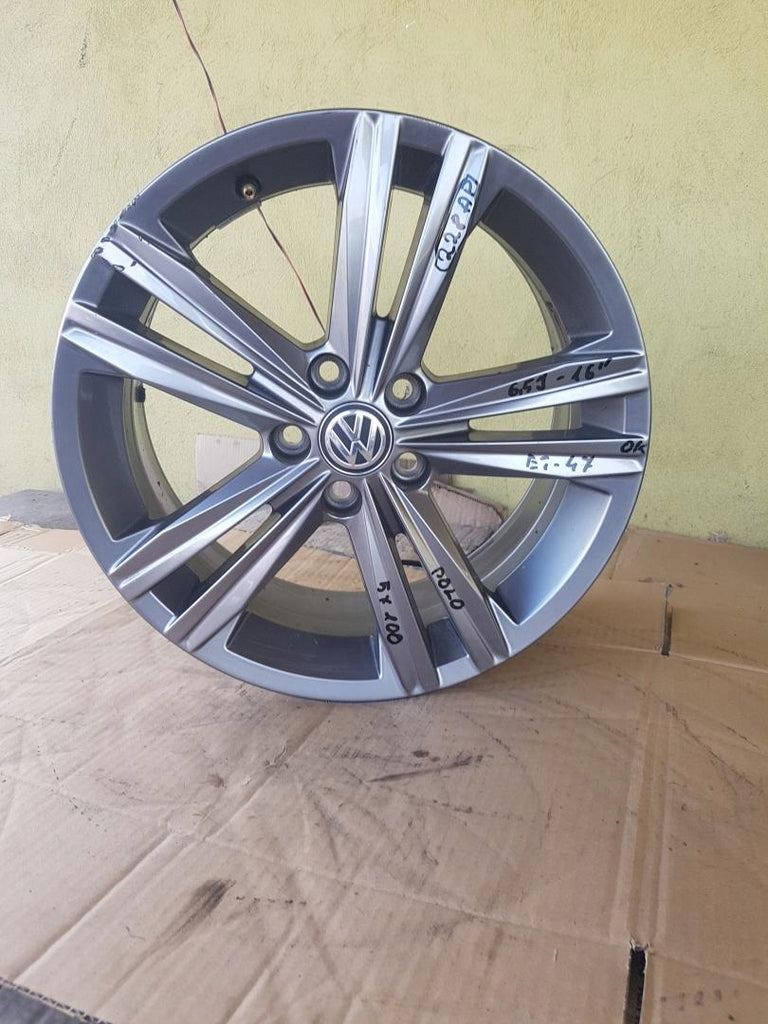 1x Alufelge 16 Zoll 6.5" 5x112 2G0601025AA VW Polo Rim Wheel