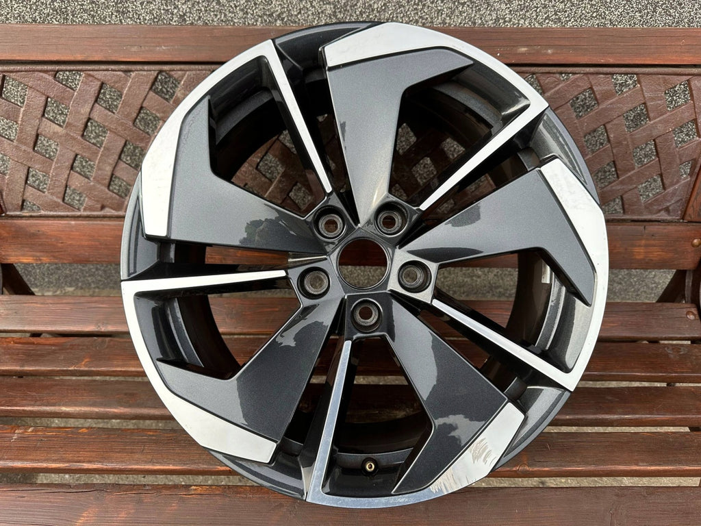 1x Alufelge 18 Zoll 7.5" 5x112 48ET Glanz Graphit 5E3601025AP Mg Octavia 5e3 Iv FEL3716090812yt