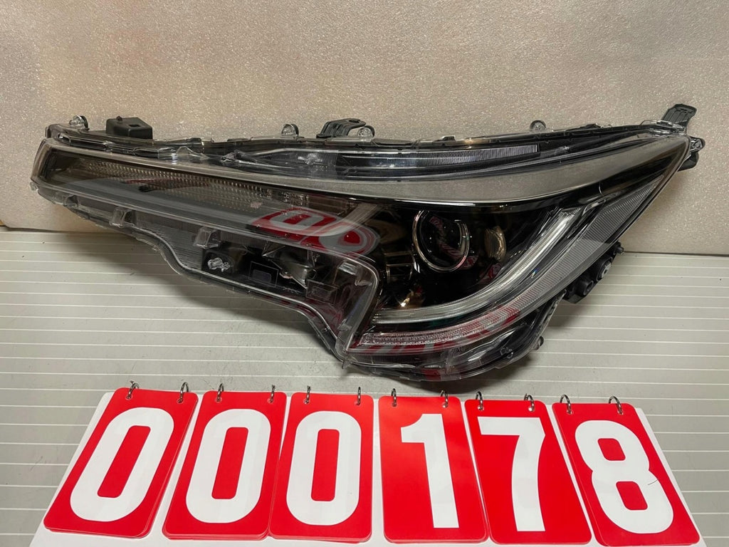 Frontscheinwerfer Toyota Corolla 8115002S70 LED Links Scheinwerfer Headlight SCH4236759333rl