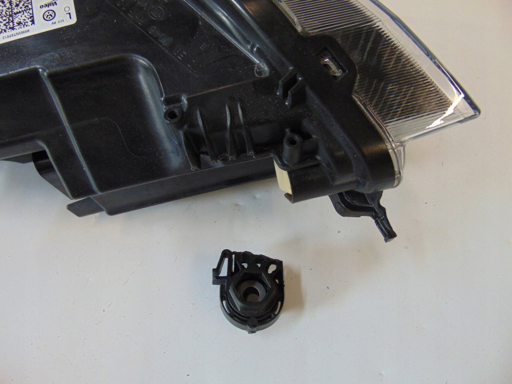 Frontscheinwerfer VW Polo 2G1941005D LED Links Scheinwerfer Headlight SCH2610454501id