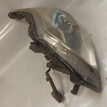 Laden Sie das Bild in den Galerie-Viewer, Frontscheinwerfer Toyota Avensis H279HL-AE Links Scheinwerfer Headlight SCH1350516891sk