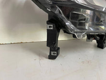 Laden Sie das Bild in den Galerie-Viewer, Frontscheinwerfer Mitsubishi Asx 8301D482 Full LED Rechts Scheinwerfer Headlight