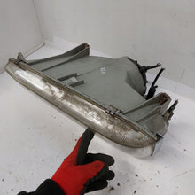 Laden Sie das Bild in den Galerie-Viewer, Frontscheinwerfer Renault 25 Rechts Scheinwerfer Headlight