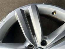Load image into Gallery viewer, 1x Alufelge 20 Zoll 9.0" 5x130 57ET Glanz Silber 7P6601025E VW Touareg Rim Wheel FEL2900070749ct