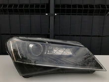 Laden Sie das Bild in den Galerie-Viewer, Frontscheinwerfer Skoda Superb 3V1941016A Xenon Rechts Scheinwerfer Headlight
