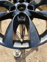 Laden Sie das Bild in den Galerie-Viewer, 1x Alufelge 16 Zoll 6.5&quot; 4x108 9832277280 Opel Corsa F Rim Wheel