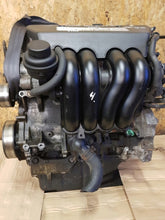 Laden Sie das Bild in den Galerie-Viewer, Motor Honda Cr-V II K20A4 2.0 150PS 110kW 182TKm 2004 Benzin Engine Komplett MOT3313122837zv