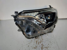 Laden Sie das Bild in den Galerie-Viewer, Frontscheinwerfer Toyota Rav 4 26060 5SH0A Links Scheinwerfer Headlight SCH1367474496pi