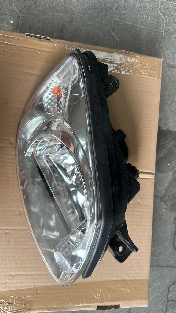 Frontscheinwerfer Hyundai Accent Rechts Scheinwerfer Headlight