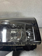 Laden Sie das Bild in den Galerie-Viewer, Frontscheinwerfer Renault Master 260106174R Rechts Scheinwerfer Headlight SCH7156764310xc