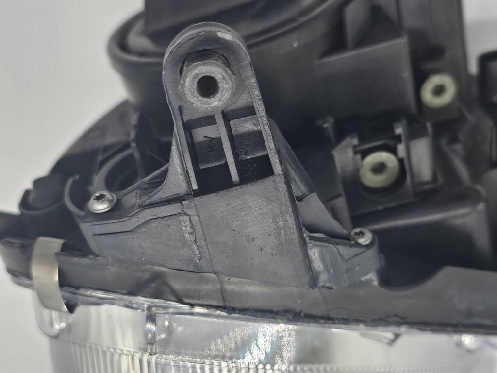 Frontscheinwerfer Mercedes-Benz W211 Bi-Xenon Rechts Scheinwerfer Headlight SCH3804529406en